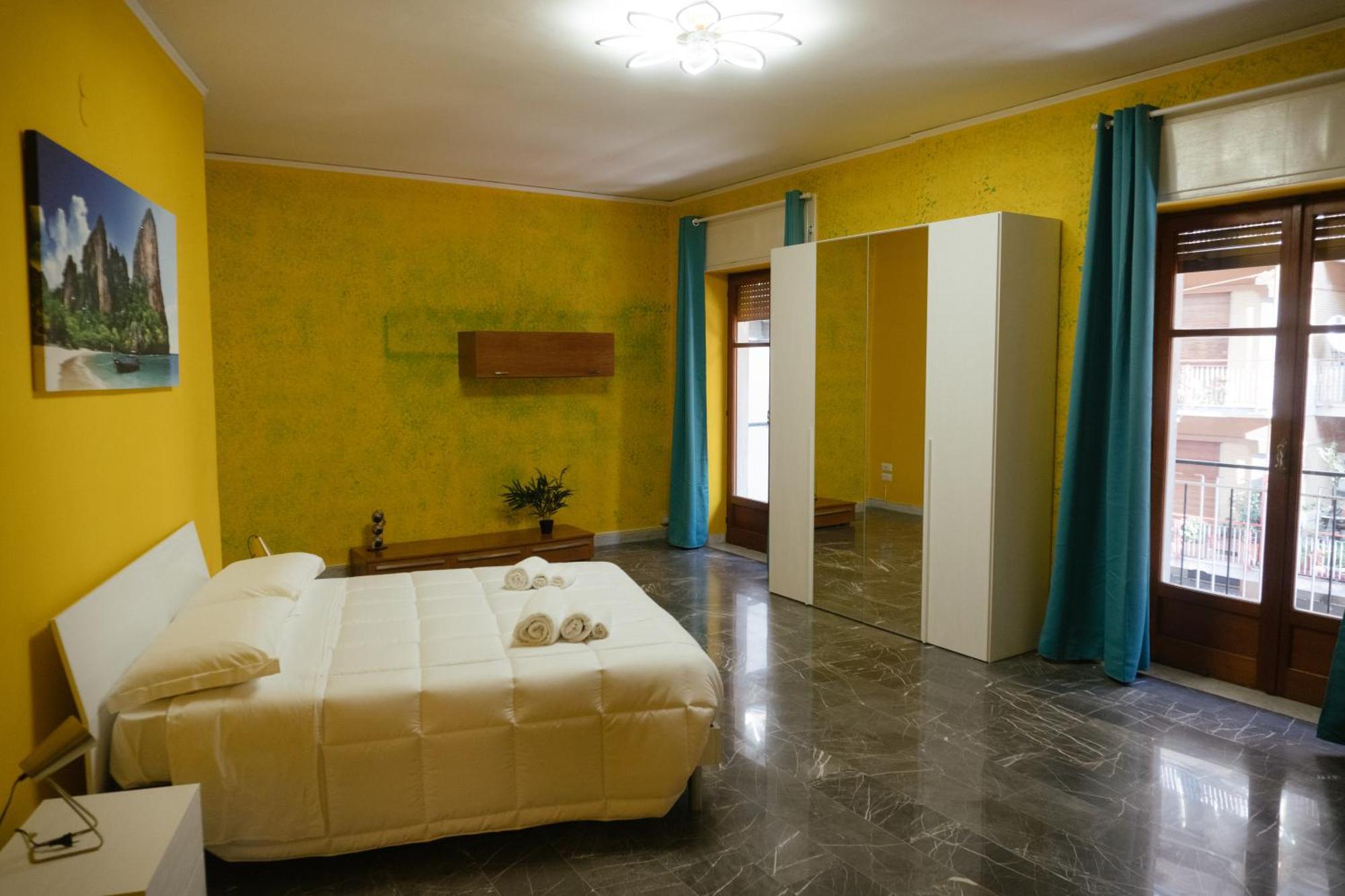 Domus Aurea Relax Room Salerno Esterno foto