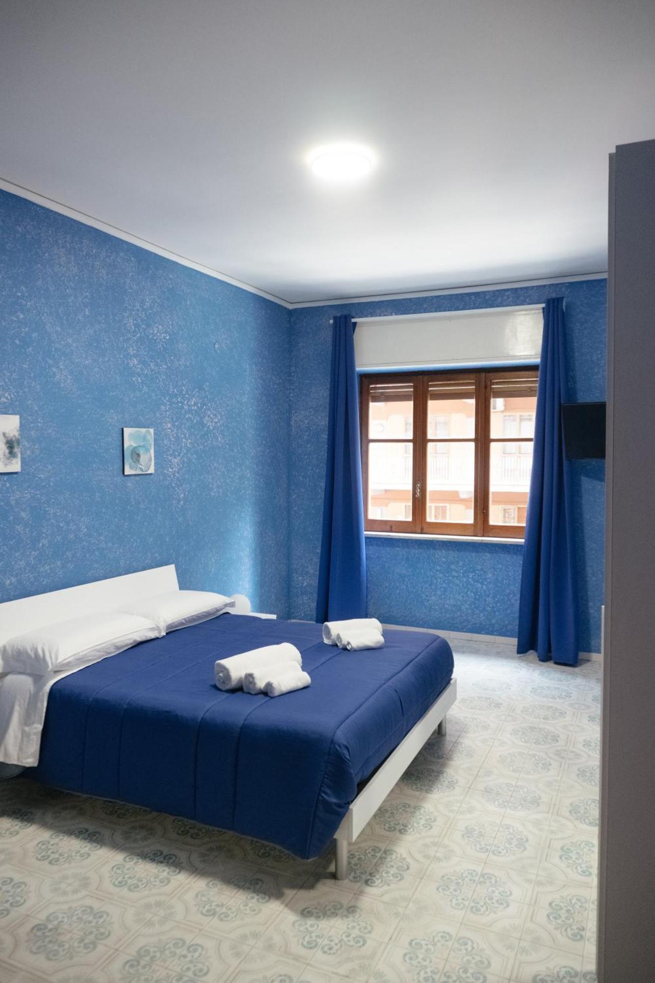 Domus Aurea Relax Room Salerno Esterno foto